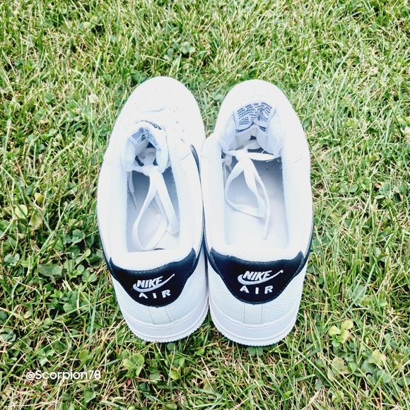 Nike AirForce 1 '07 Streetwear Shoes Size 11.5 for Men - Picture 12 of 12